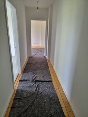 Helle 2-Zimmer-Wohnung mit Balkon • Erstbezug nach Modernisierung • citynah am Südkanal – 20537 Hamburg – Vorschaubild 9