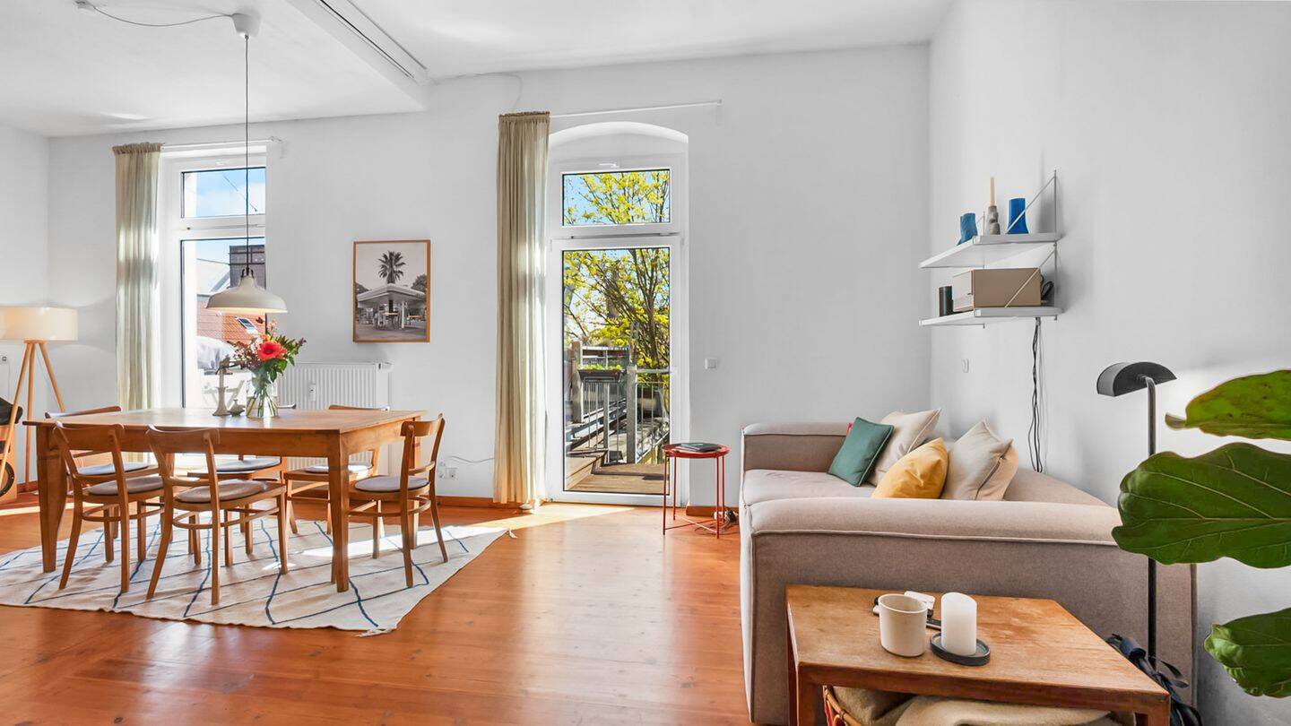 Urban wohnen in Friedrichshain - sonnige Terrassenwohnung mit zwei Balkonen – Berlin – Vorschaubild 2