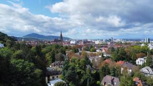 Mehrere Grundrissoptionen - auch Verkleinerung - Einmaliges Penthouse mit Traumblick in Herdern – 79104 Freiburg im Breisgau – Vorschaubild 3