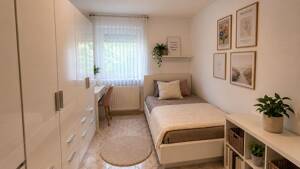 Einziehen & wohlfühlen: Top-gepflegte 4,5-Zimmer-Wohnung mit Balkon und TG-Platz – 72766 Reutlingen – Vorschaubild 7