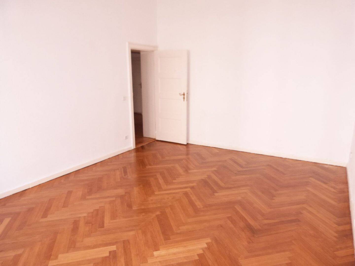 Solide 3 Zi.-EG-Wohnung in perfekter Lage im Durchgang zum Lietzensee – Berlin – Vorschaubild 6