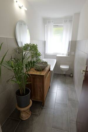 Erstbezug nach Sanierung: ruhige 2-Zimmer-Wohnung mit Garage – 13403 Berlin – Vorschaubild 4