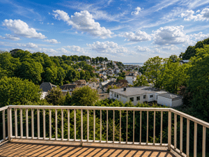 Mehrfamilienhaus-Ensemble mit Blick auf das Treppenviertel - 1: 100m² Wohnung frei lieferferbar – 22587 Hamburg – Vorschaubild 2