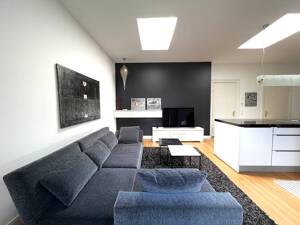 Stilvolle modern ausgestattete Dachgeschosswohnung in Altbauvilla nahe der Alster – Uhlenhorst – 22085 Hamburg – Vorschaubild 2