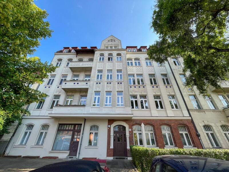 Attraktive Kaptalanlage - 2-Zimmer Altbauwohnung – Berlin – Bild 1 von 2