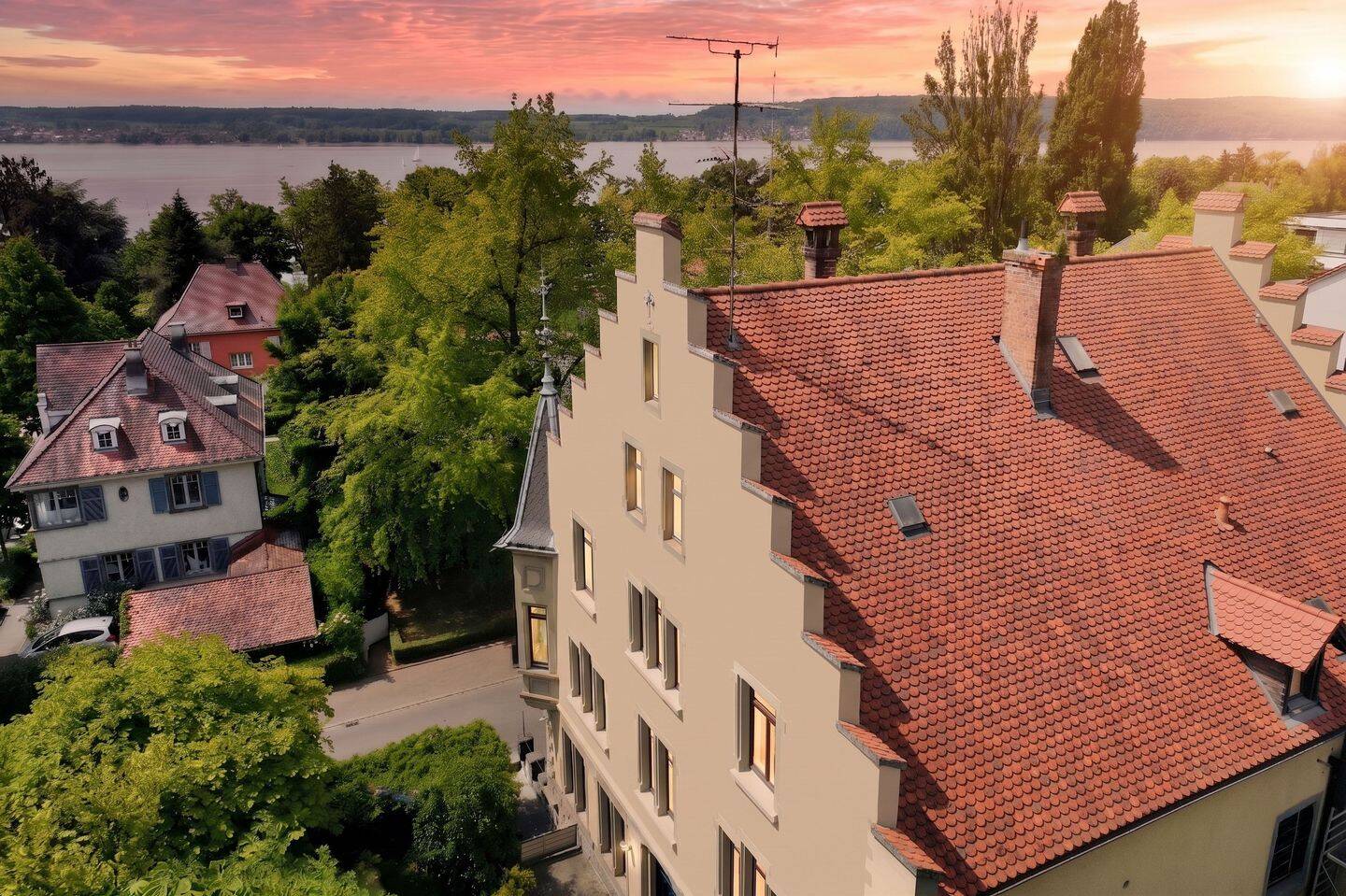 Historisches Stadthaus mit Ferienwohnungen & Entwicklungspotenzial – Überlingen – Vorschaubild 4
