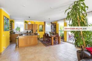 IMMOBERLIN.DE - Toplage! Großzügige Wohnung mit Südterrasse und Garten – 12555 Berlin – Vorschaubild 2