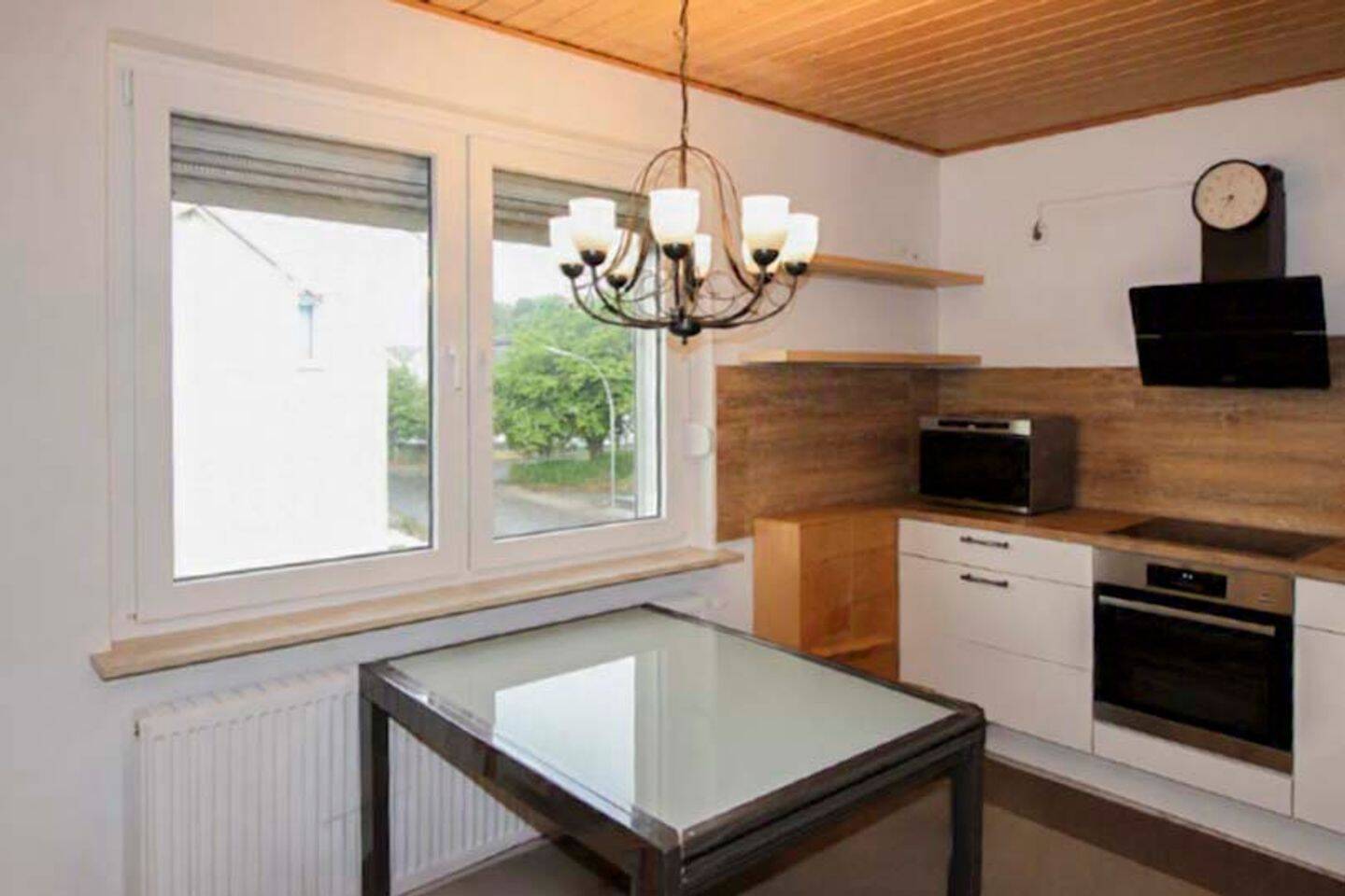 Attraktive 3-Zimmer-Wohnung mit Balkon und Stellplatz in Bielefeld-Brake – Bielefeld – Vorschaubild 3