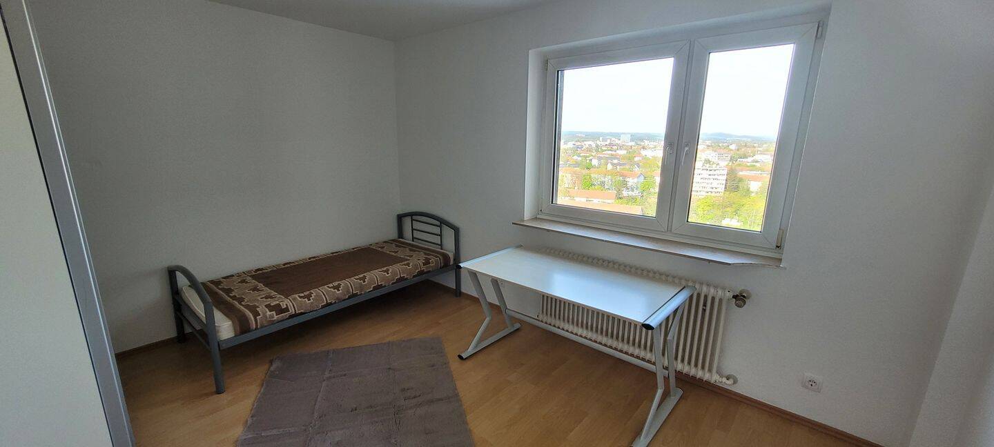 1 WG Zimmer, Zimmer in einer 3er Wohngemeinschaft – Erlangen – Bild 1 von 4
