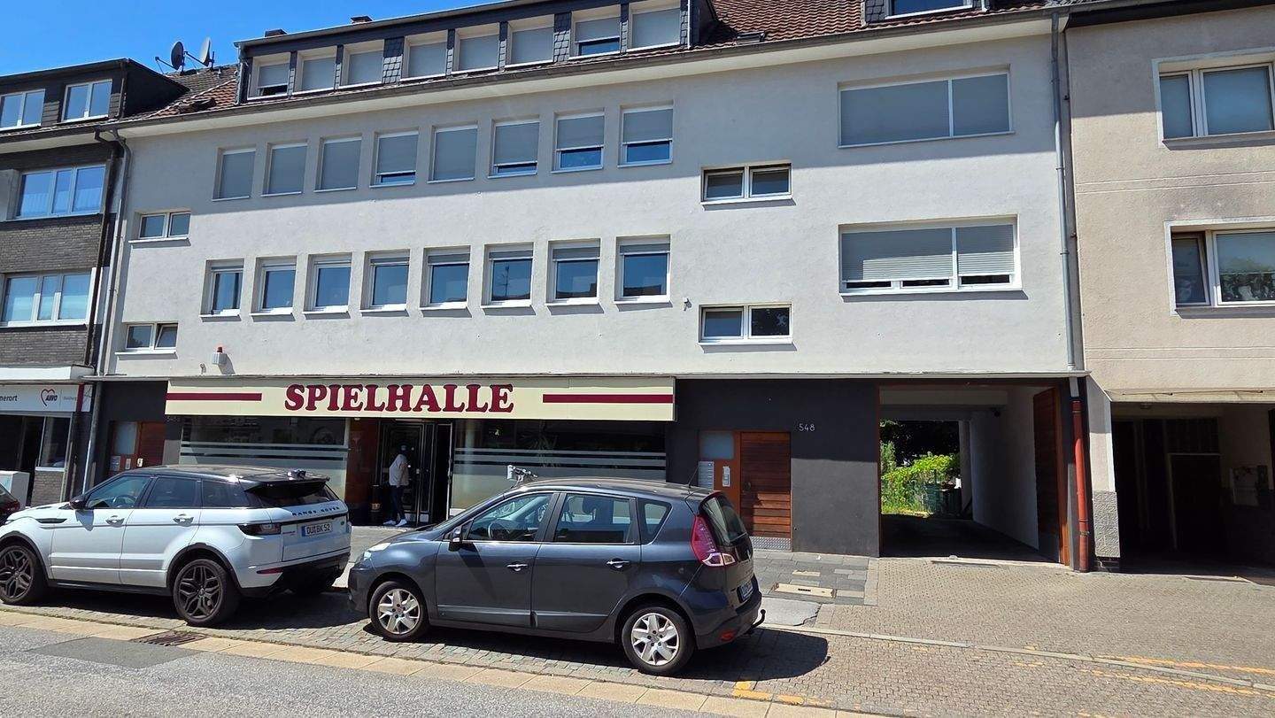 Gepflegtes Mehrfamilienhaus mit Ladenlokal in Wanheimerort – Duisburg – Vorschaubild 2