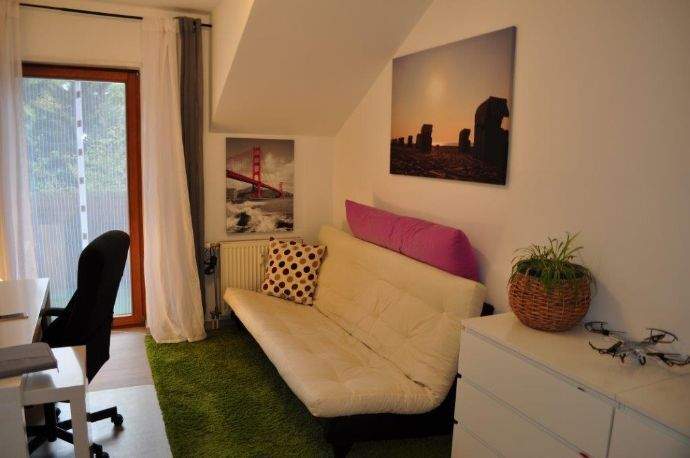 Große moderne Dachwohnung komplett saniert mit EBK sowie Balkon & Garage – Mannheim – Vorschaubild 8