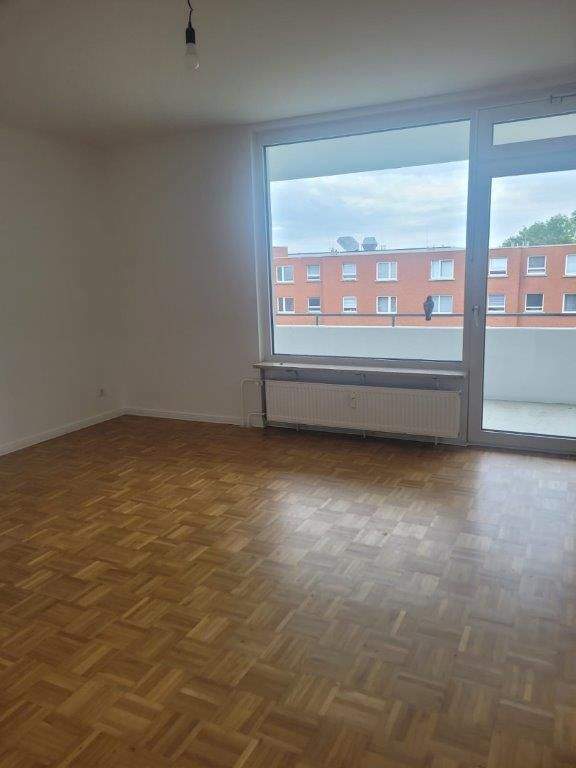 3 Zi.-Whg. - Goerdelerstr. 8 - NUR BIS ZU 3 PERSONEN - Balkon - Keller - 1.OG – Hannover – Vorschaubild 4