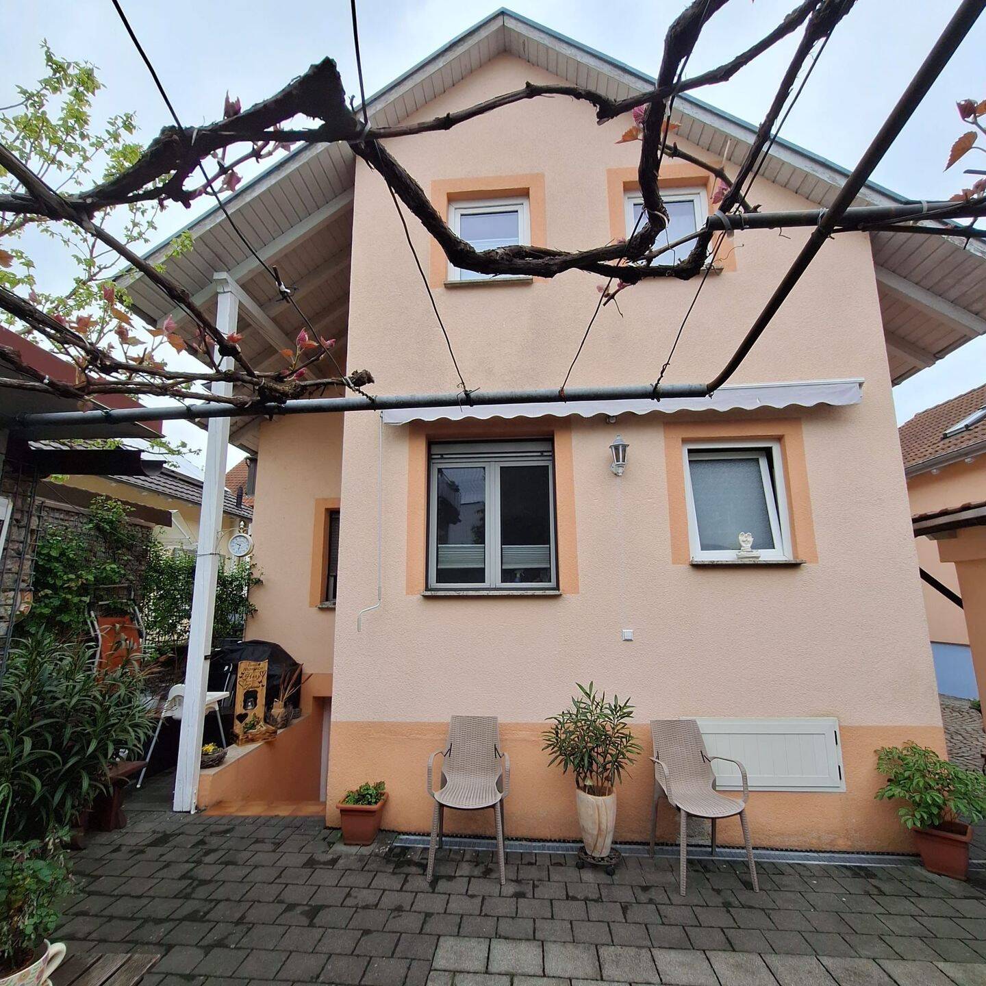 Charmantes freistehendes Einfamilienhaus im Herzen von Radolfzell am Bodensee – ohne Maklerprovision! – Radolfzell am Bodensee – Vorschaubild 2