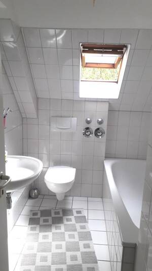 Kleine 2-Zimmer-Wohnung in Essen Frohnhausen für Sie! – 45144 Essen – Vorschaubild 3