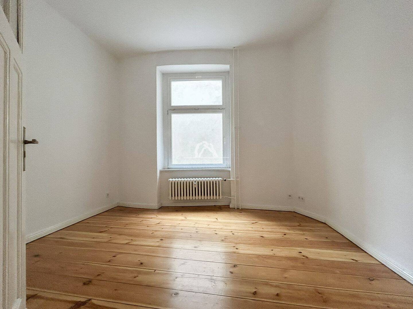 CHARMANTE 2-ZIMMER-ALTBAUWOHNUNG MIT BALKON IM 1.OG IN BERLIN-STEGLITZ I PROVISIONSFREI – Berlin – Vorschaubild 2