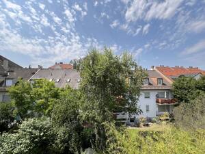 Hochwertig sanierte DG-Wohnung in Laim – 80689 München – Vorschaubild 2
