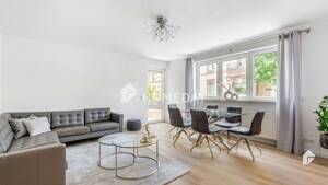 Hochwertig kernsaniertes Zuhause mit zwei Balkonen - Wohnen ohne Renovierungsaufwand