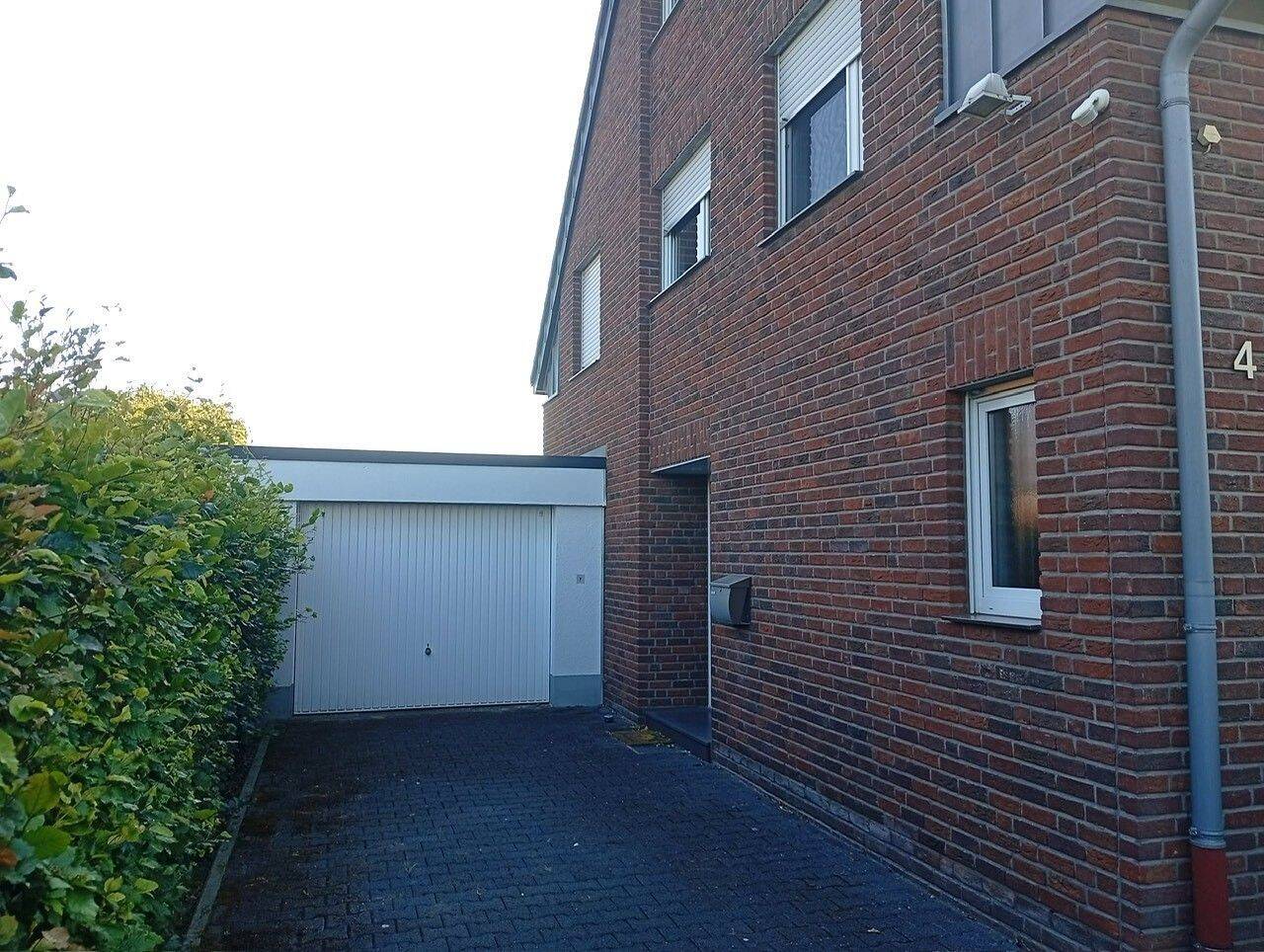 Traumhaft ruhig, angenehm zentral: Neuwertiges Zuhause mit Garten und Feldaussicht in MG-Rheindahlen – Mönchengladbach – Vorschaubild 2