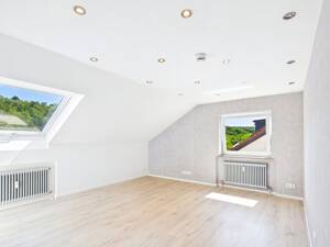Hoch hinauf: 4-Zimmer mit Südbalkon und Weitsicht in Feuerbach! – 70469 Stuttgart – Vorschaubild 6