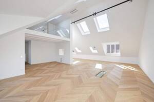 Einziehen und wohlfühlen: Dachgeschoss-Maisonette im Erstbezug in Toplage – 80333 München – Vorschaubild 3