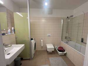 Moderne 2-Zimmer-Wohnung (BJ 2021) in TOP-Lage mit Balkon & Dachterrasse & Einbauküche – 93047 Regensburg – Vorschaubild 8