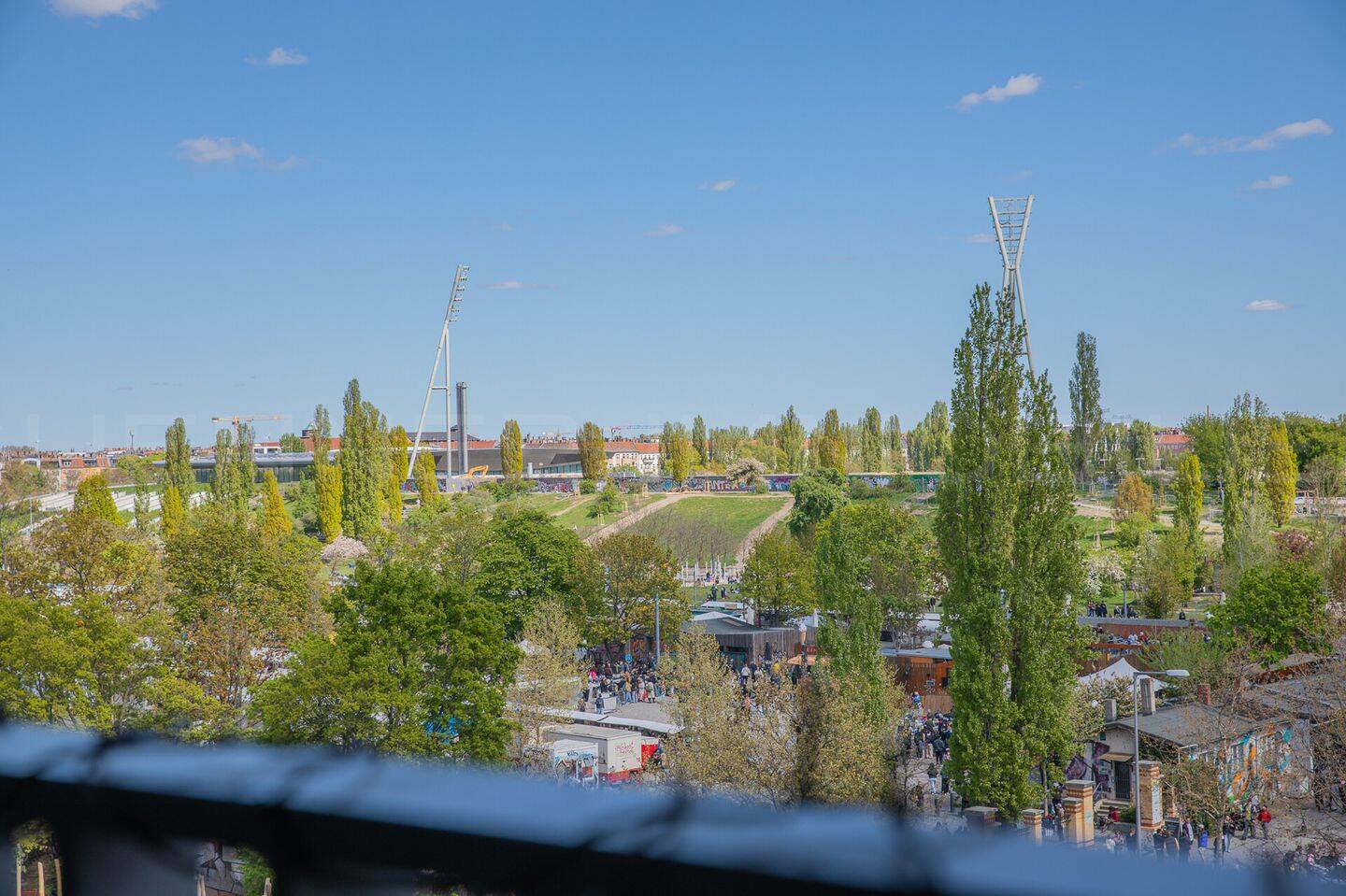 Wunderbar helle 3 Raumwohnung mit Blick auf den Mauerpark zu verkaufen! – Berlin – Vorschaubild 2