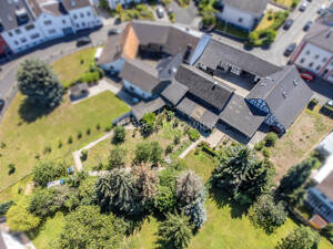 Gepflegte Hofanlage mit 2 Wohnhäusern, Nebengebäuden u.v.m. / Bauvorbescheid für 3. Wohnhaus – 53123 Bonn – Vorschaubild 3