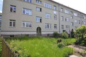 Altbauwohnung mit Loggia,Tageslichtbad, HHK & eigener Garten* – 1257 Dresden – Vorschaubild 4