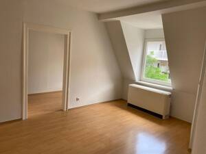 Charmante, helle 2-Zimmer Altbauwohnung in zentraler Lage – 90441 Nürnberg – Vorschaubild 4