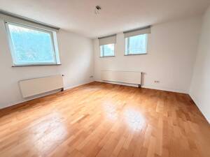 Tolle 3 Zimmer Souterrain Mietwohnung in Bad Cannstatt – 70374 Stuttgart – Vorschaubild 5