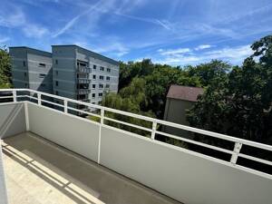 tolle, größzügig geschnittene Wohnung mit Balkon & Weitblick! – 44869 Bochum – Vorschaubild 8