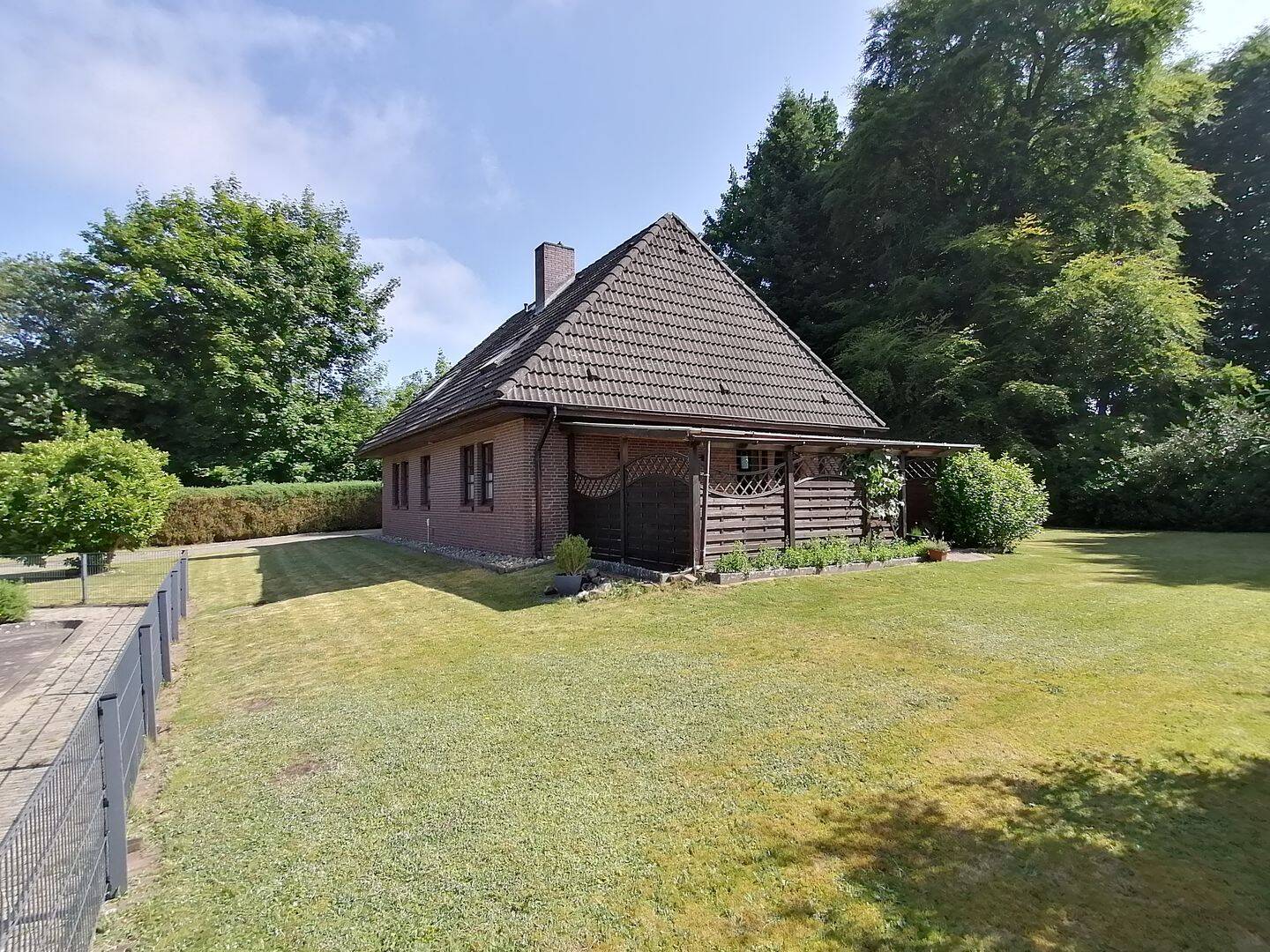 Einfamilienhaus auf großem Grundstück in Hohenlockstedt sucht neue Bewohner – Hohenlockstedt – Vorschaubild 3