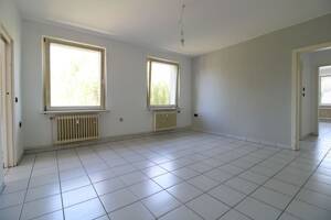 Charmante 2-Zimmer-Wohnung mit guter Raumaufteilung - ideal für Kapitalanleger und Selbstnutzer – 44319 Dortmund – Vorschaubild 2