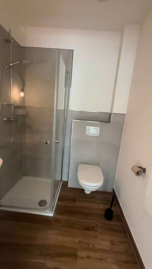 Besondere Wohnung mit Blick auf Wald, Wasser und Hamburg! 10 Gehminuten bis U Ochsenzoll – 22848 Norderstedt – Vorschaubild 6