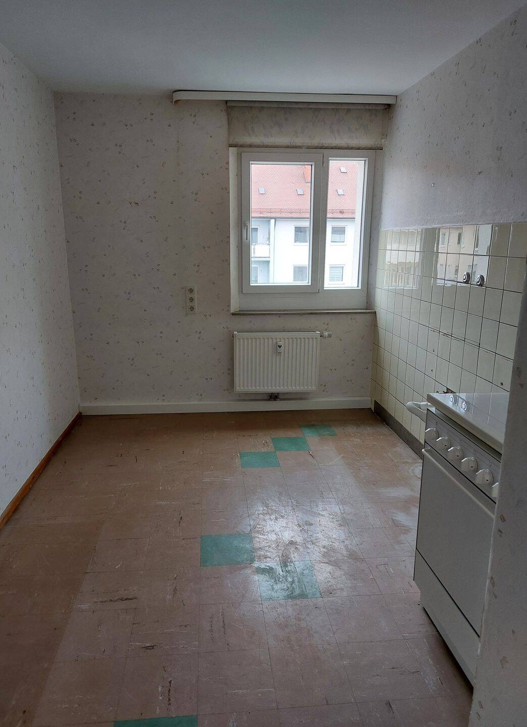Charmante 2-Zimmer-Wohnung mit Balkon und Entwicklungspotenzial – Nürnberg – Vorschaubild 6