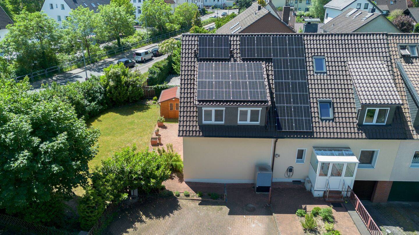 * Energieeffiziente Immobilie in exponierter Lage * - großzügiges Objekt am Mittellandkanal – Hannover – Vorschaubild 2
