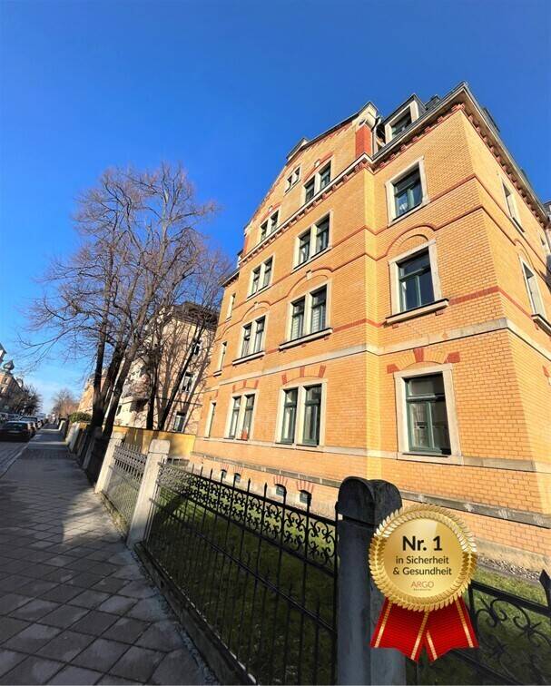 Gemütliche Wohnung mit moderner Einbauküche