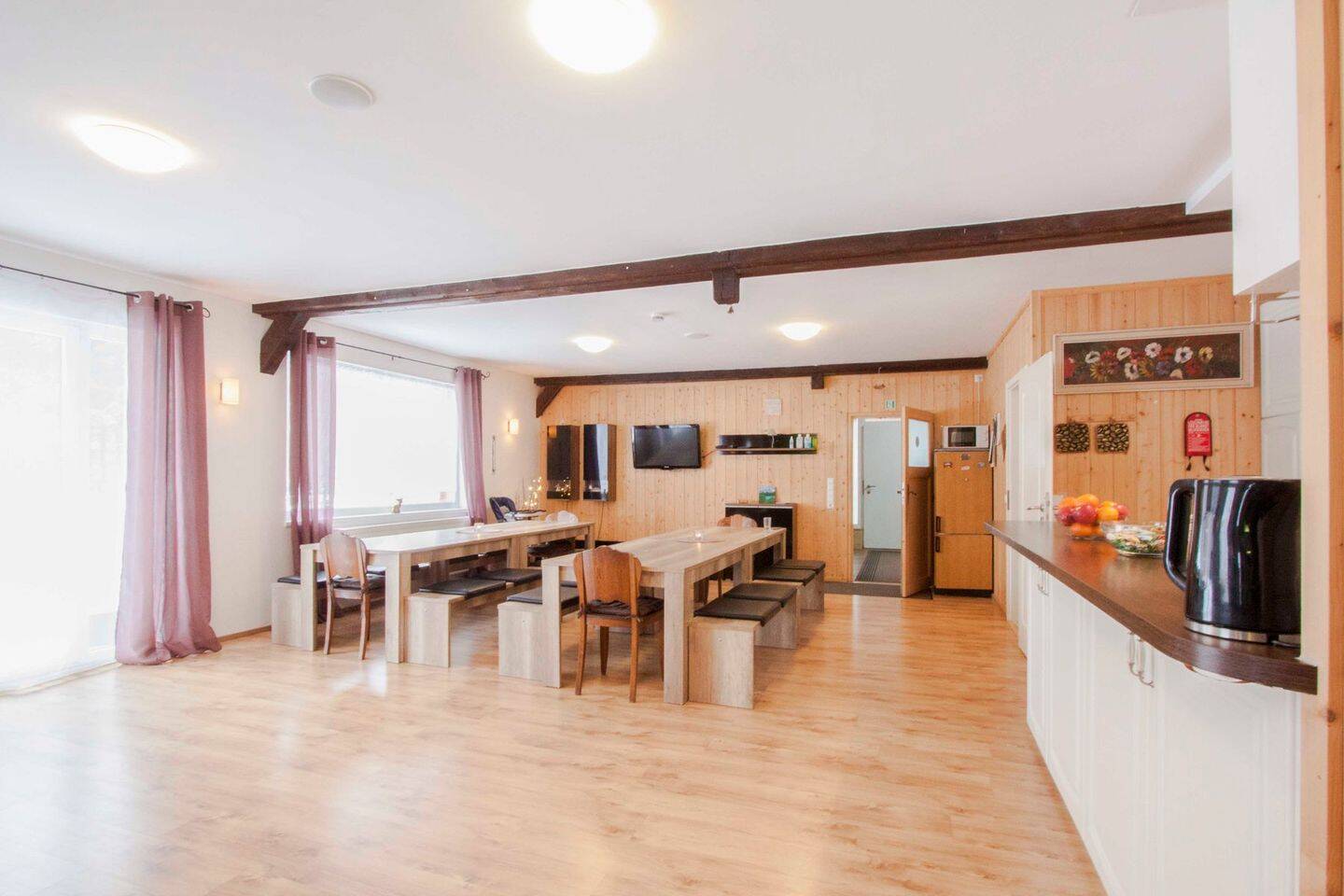EFH mit Einliegerwohnung; Viel Platz in See- und Waldnähe, ideal auch für (Ferien-) Vermietung – Schluchsee – Vorschaubild 3