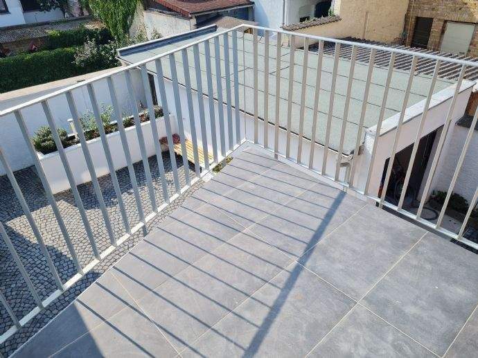 ****TOP kreativ gestaltete Wohneinheit ab sofort *** – Wiesbaden – Vorschaubild 9