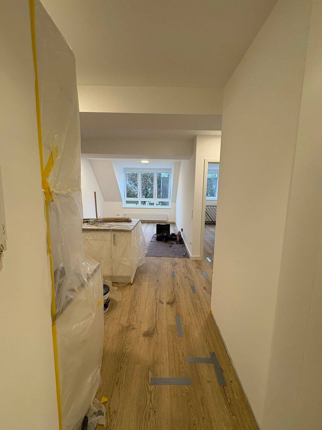 Exklusiver Dachgeschossausbau in Bestlage von Braunschweig – Braunschweig – Vorschaubild 2