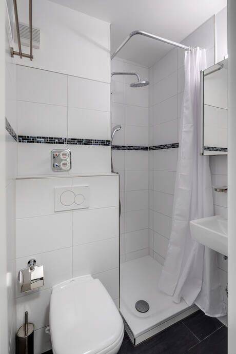 Möbliert: Schönes möbliertes Apartment in Solln – München – Vorschaubild 8