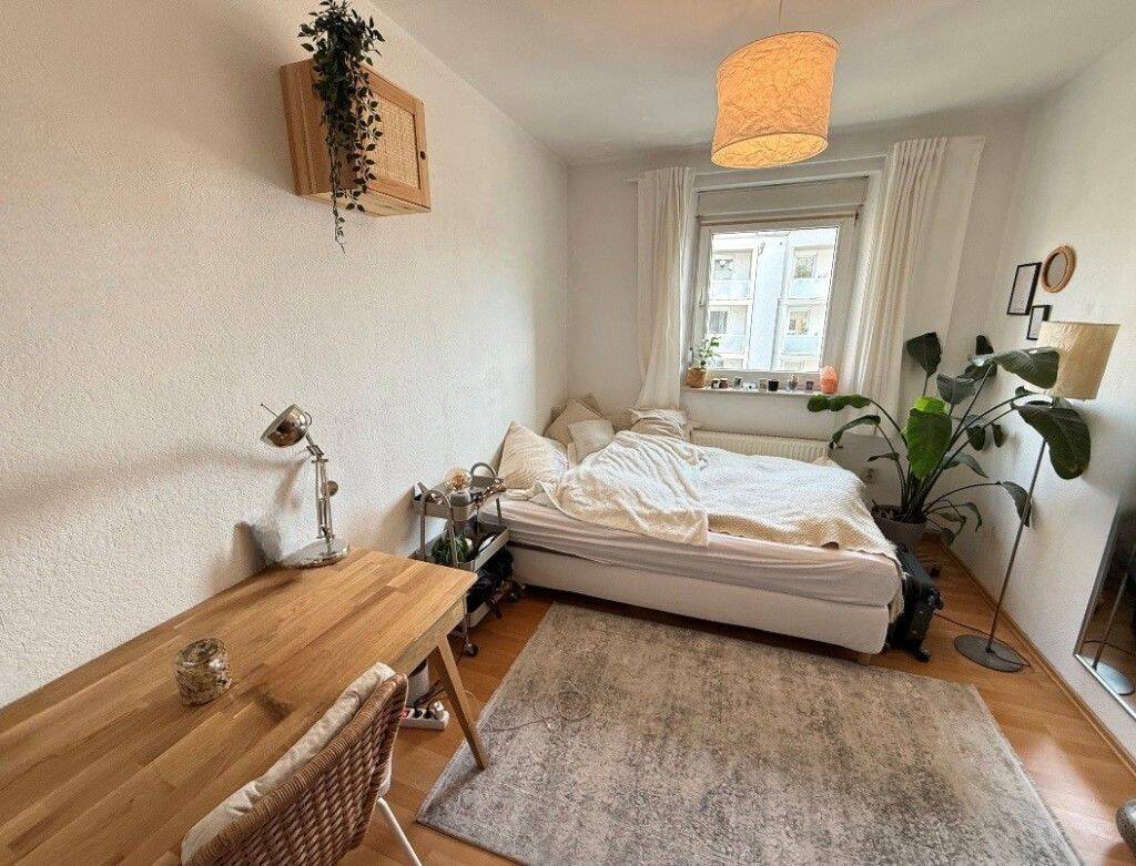 Zuhause im Regensburger Westen: Attraktive 3-Zimmer-Wohnung mit Süd-West-Loggia – Regensburg – Vorschaubild 3