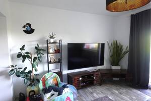 STILVOLLE 2-ZIMMER-WOHNUNG MIT BALKON ZUM WOHLFÜHLEN