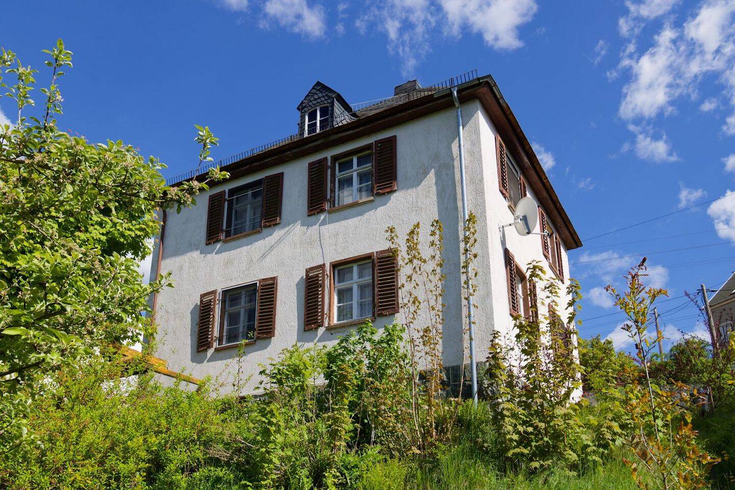 Sanierungsbedürftiges Einfamilienhaus