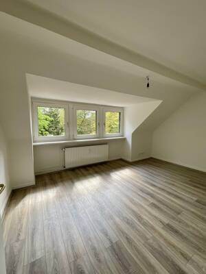 3 Nettokaltmieten frei! Familienwohnung im Dachgeschoss.. – 47198 Duisburg – Vorschaubild 8