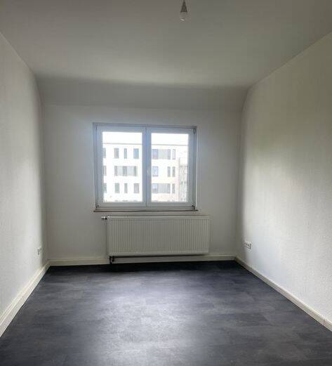 Kleine Dachgeschoßwohnung mit Wohnküche in Flingern-Süd! – Düsseldorf – Bild 1 von 4