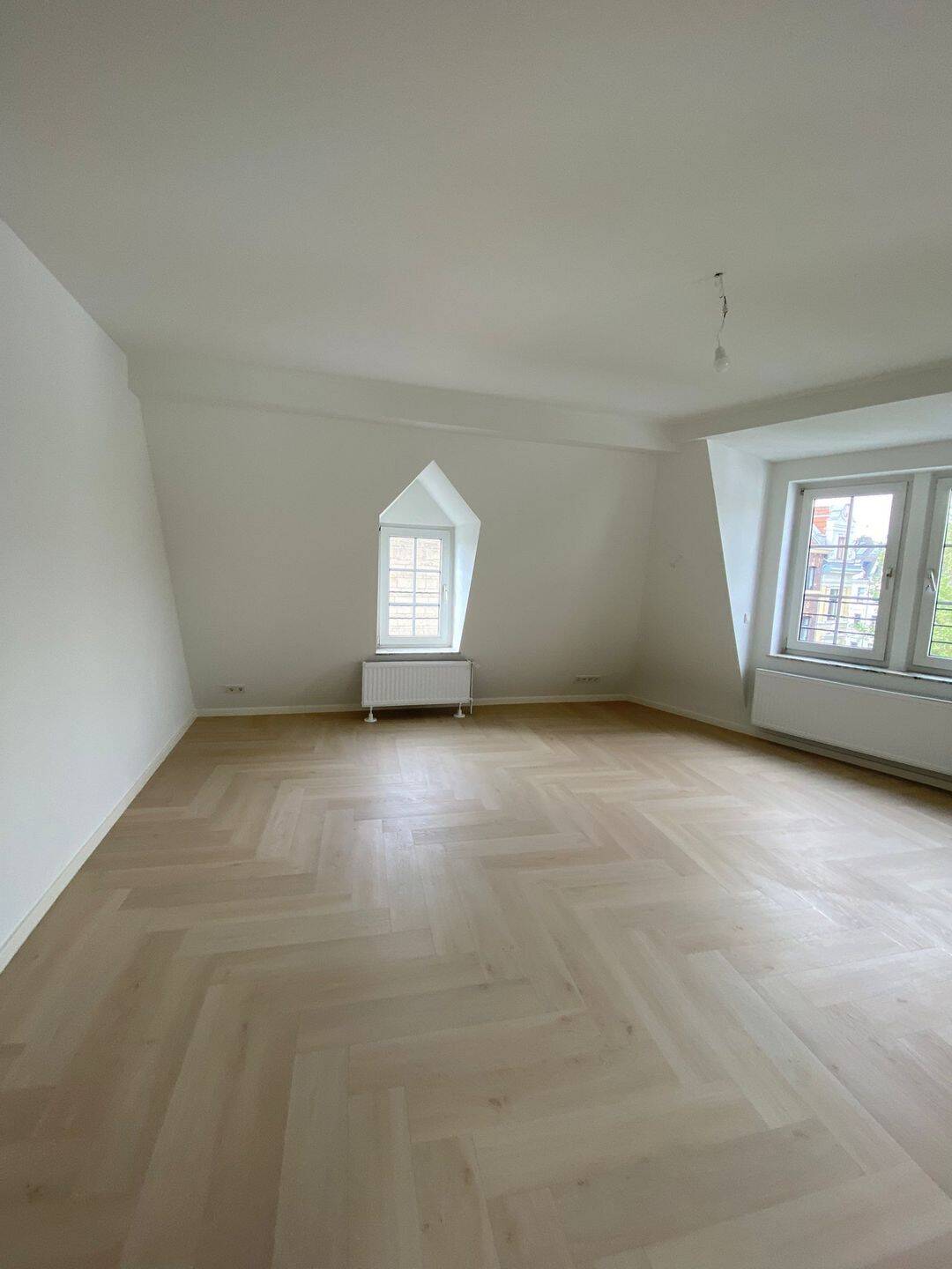 Helle renovierte Altbauwohnung mit Atrium-Flair in Neustadt-Nord – Köln – Vorschaubild 5