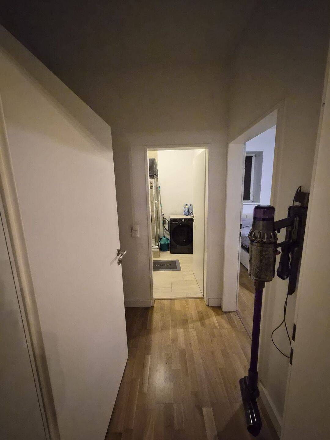 Top Lage- 2 Zimmer Whg. in Wiesbaden Mitte – Wiesbaden – Vorschaubild 2