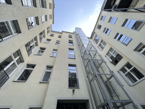 ATTRAKTIVER ALTBAU NÄHE VOLKSPARK FRIEDRICHSHAIN - IM SCHÖNEN BÖTZOWVIERTEL - ZUR ZEIT VERMIETET – 10407 Berlin – Vorschaubild 4