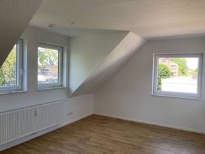 Moderne 2-Zimmer-Dachgeschosswohnung in ruhiger Lage nahe der Universität – 26129 Oldenburg – Vorschaubild 3